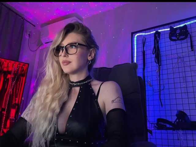 Miss-Liya live cam on BongaCams