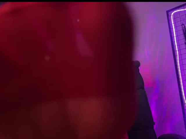 Miss-Liya webcam
