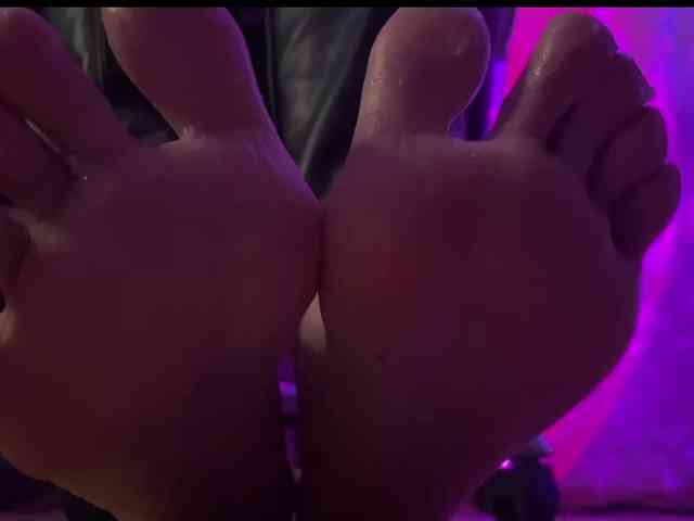 Miss-Liya webcam