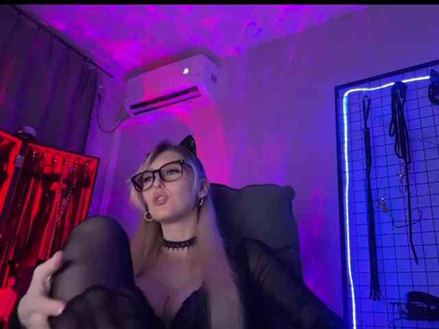 Miss-Liya Sex Cam Show