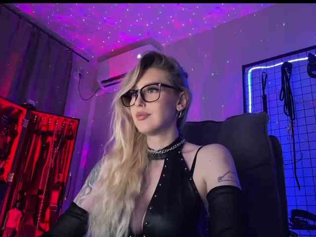 Miss-Liya Sex Cam Show