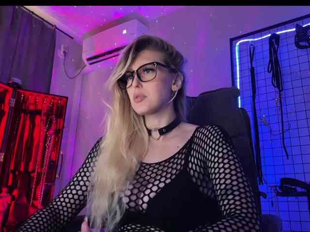 Miss-Liya Sex Cam Show