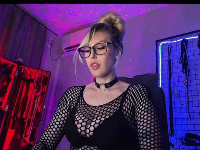 Miss-Liya Sex Cam Show
