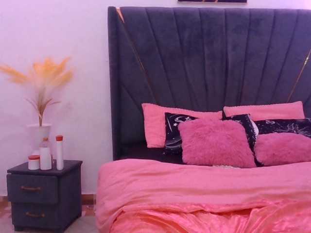 QueenB2