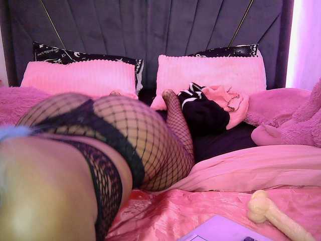 QueenB2