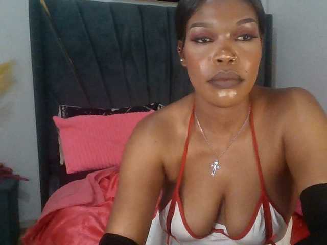 QueenB2
