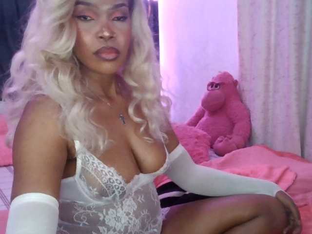 QueenB2