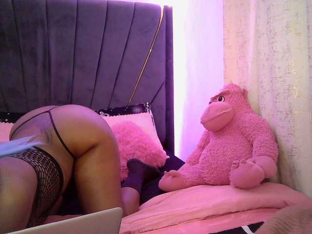QueenB2