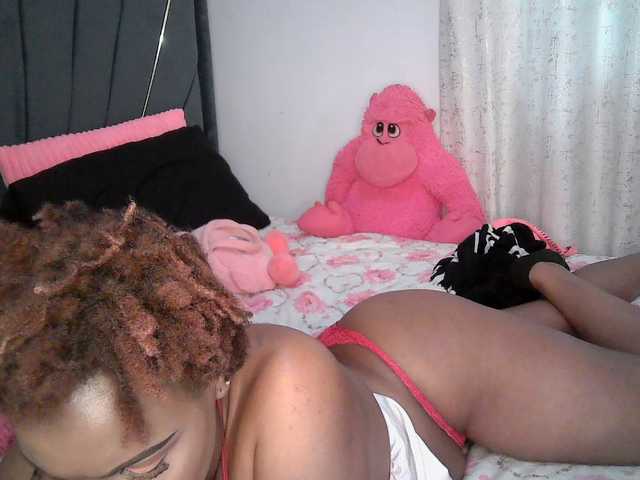 QueenB2