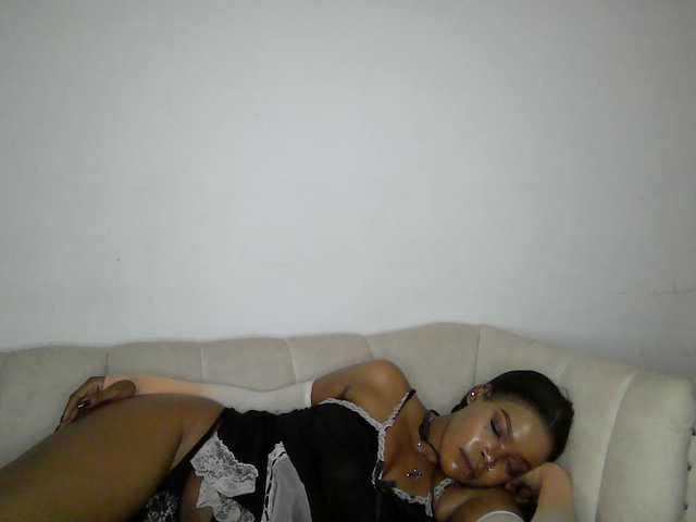 QueenB2