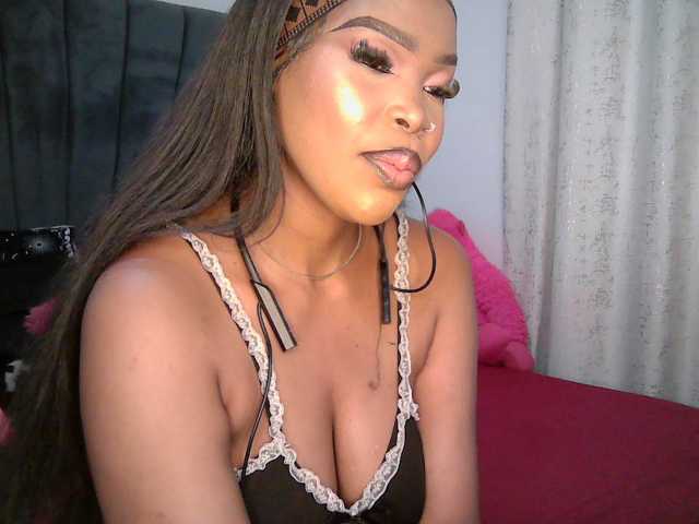 QueenB2