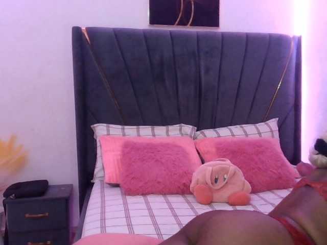 QueenB2