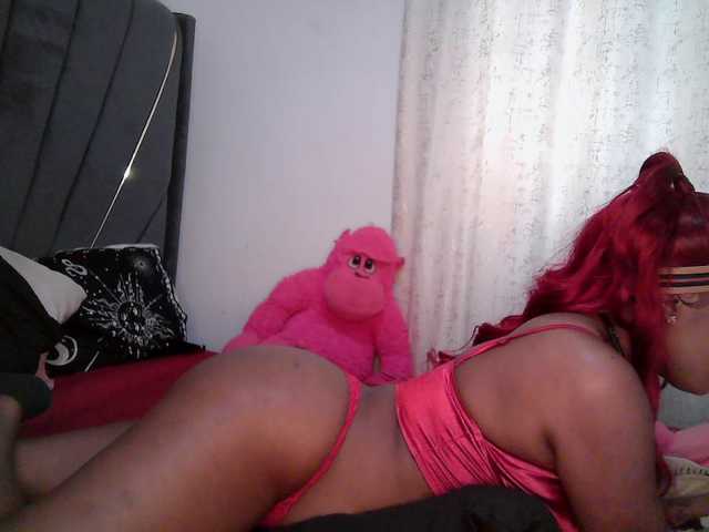 QueenB2