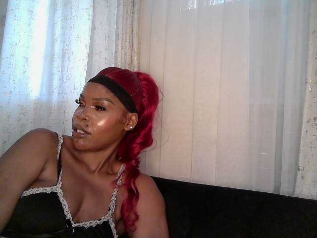 QueenB2