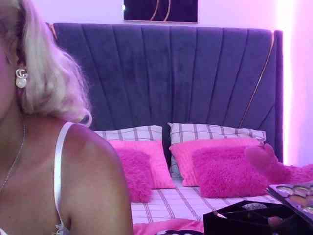 QueenB2 webcam