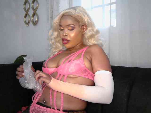 QueenB2 webcam