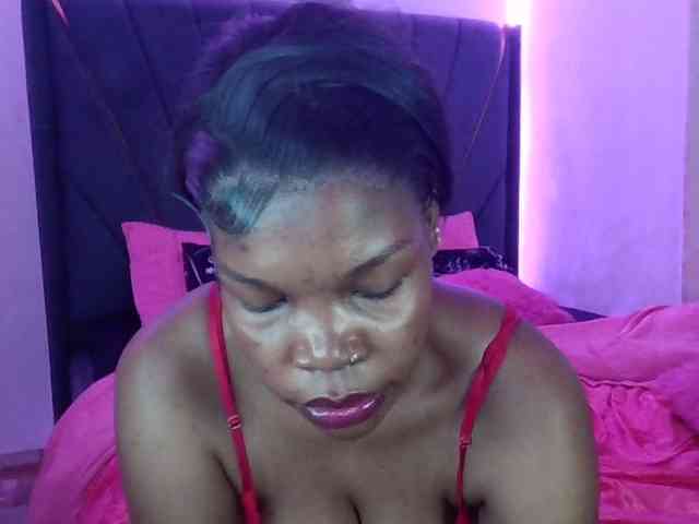 QueenB2 webcam