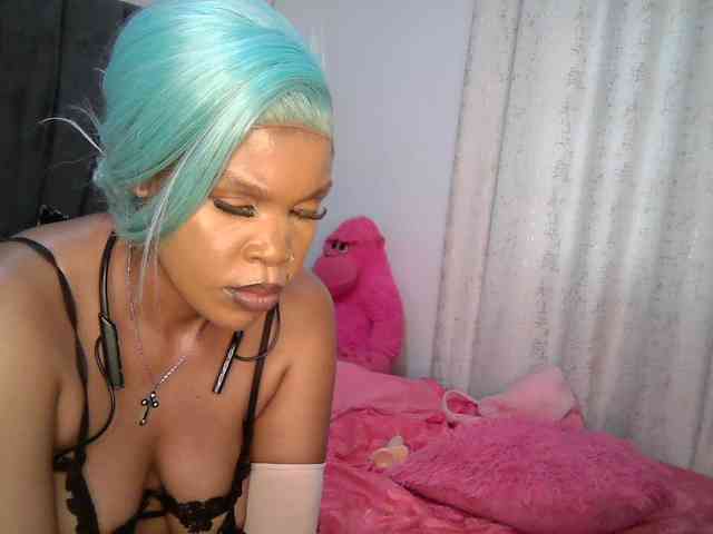 QueenB2 webcam