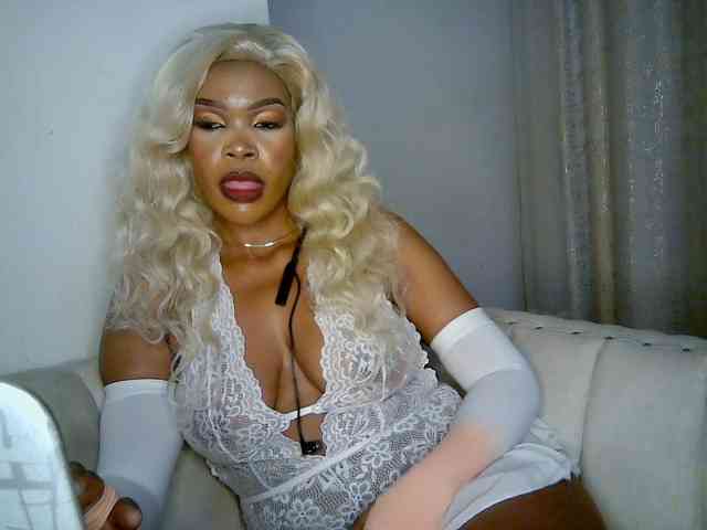 QueenB2 webcam