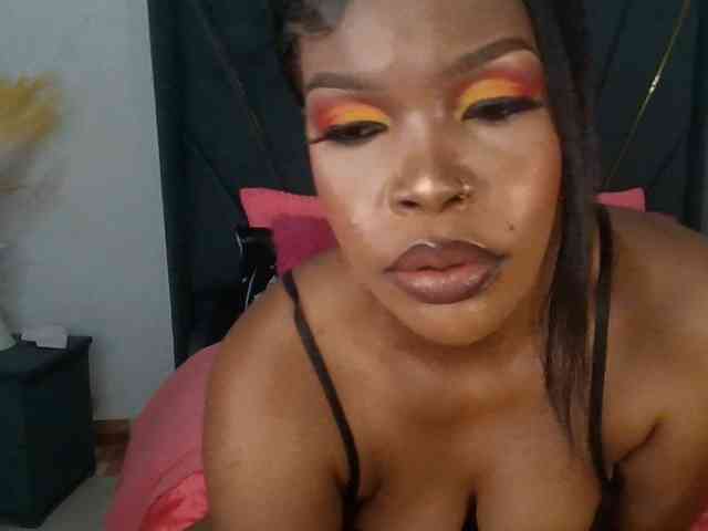 QueenB2 webcam