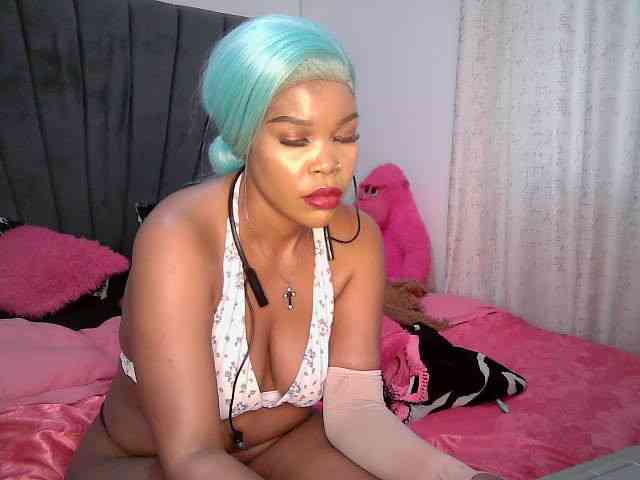 QueenB2 webcam