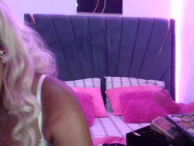 QueenB2 webcam