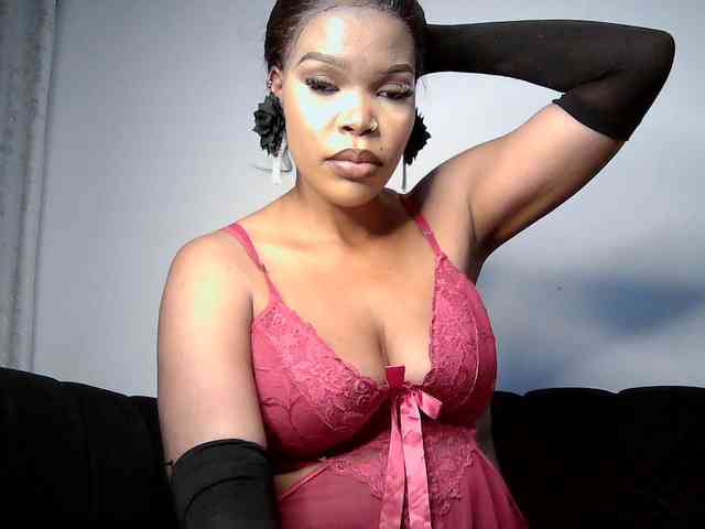 QueenB2 webcam