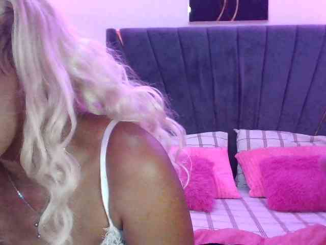 QueenB2 webcam