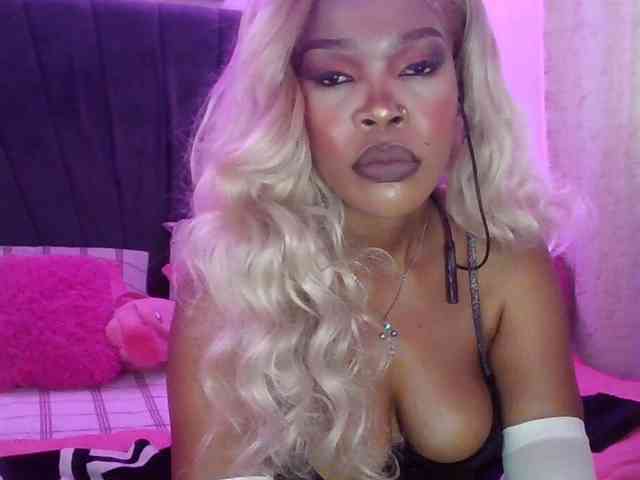 QueenB2 webcam