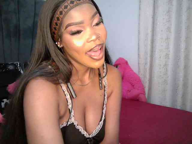 QueenB2