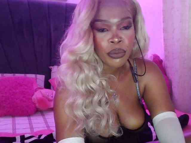 QueenB2 webcam