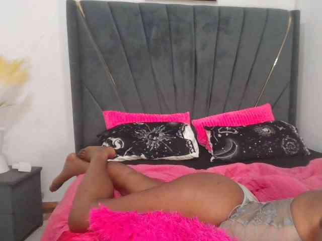 QueenB2 webcam