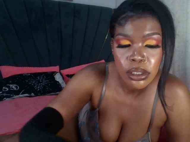 QueenB2 webcam