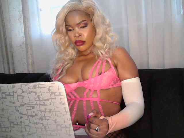 QueenB2 webcam