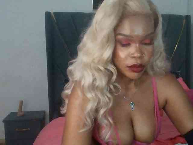QueenB2 webcam