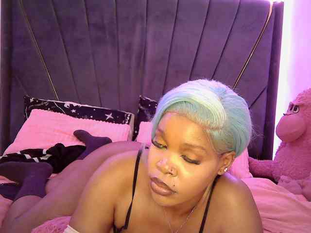 QueenB2 webcam