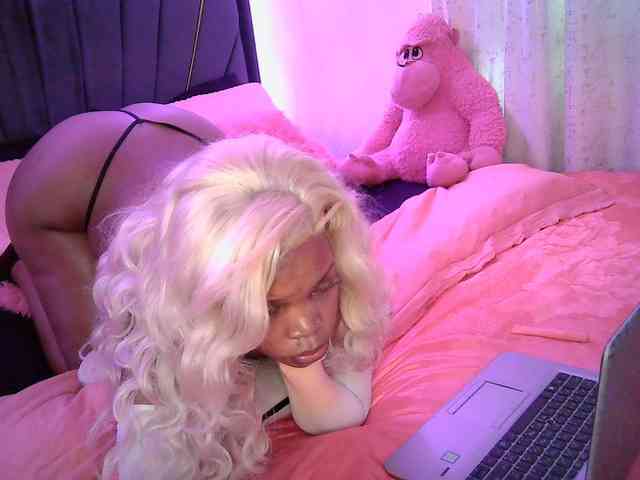 QueenB2 webcam