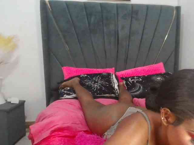 QueenB2 webcam