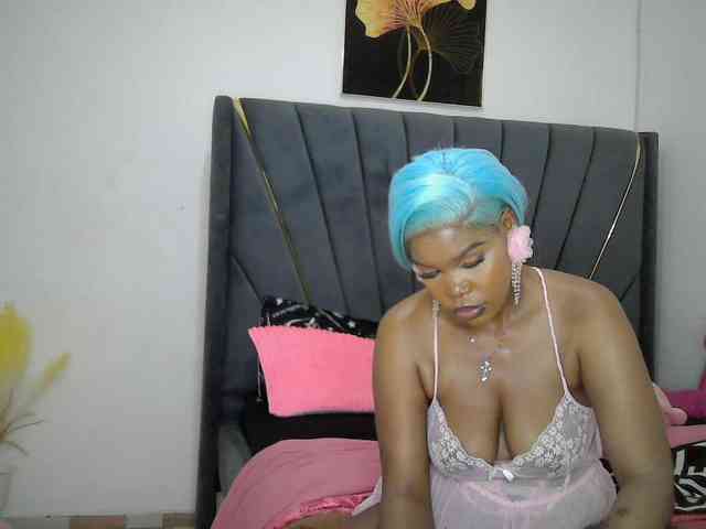 QueenB2 webcam