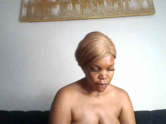 QueenB2 webcam