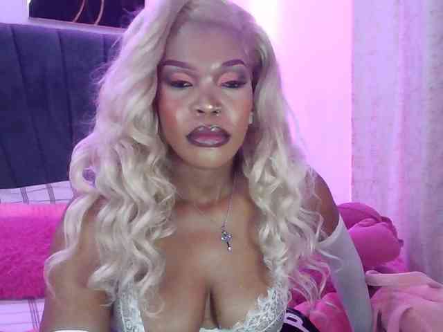 QueenB2 webcam