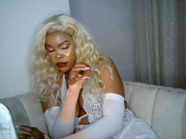 QueenB2 webcam