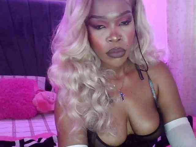 QueenB2 webcam