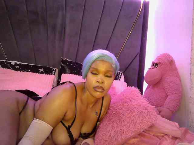QueenB2 webcam