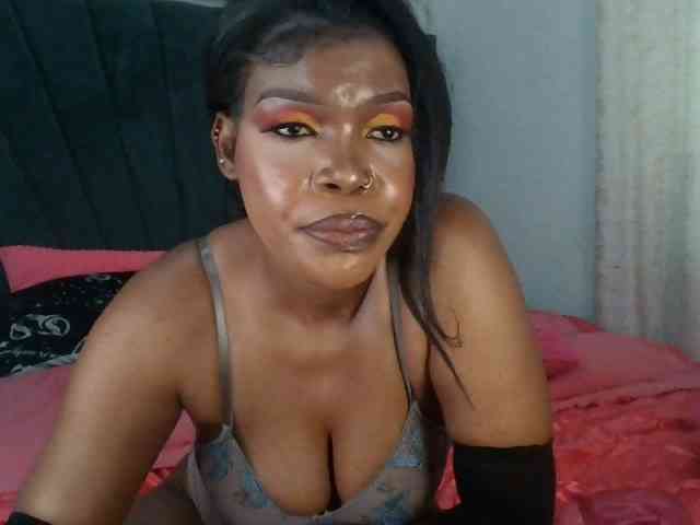 QueenB2 webcam