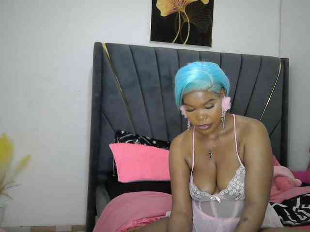 QueenB2 webcam
