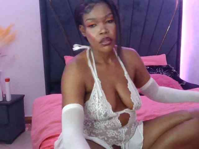 QueenB2 webcam
