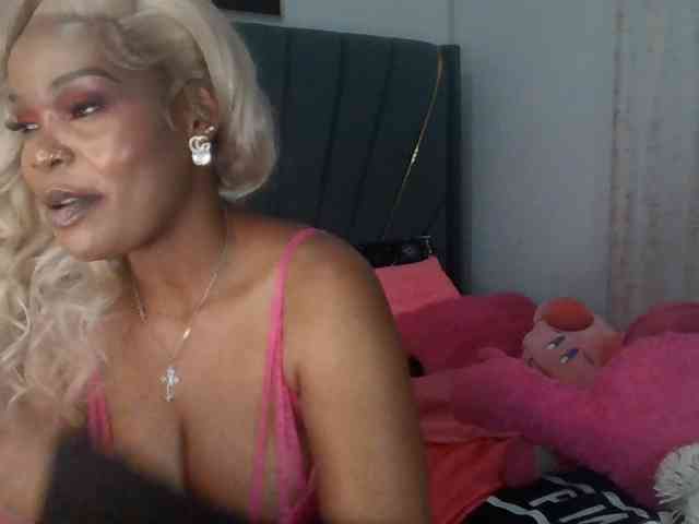 QueenB2 webcam