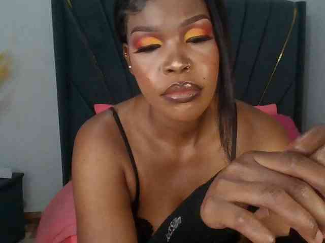QueenB2 webcam
