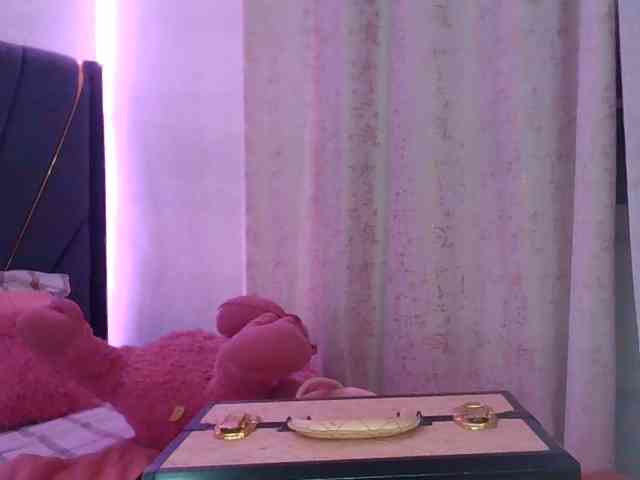 QueenB2 webcam